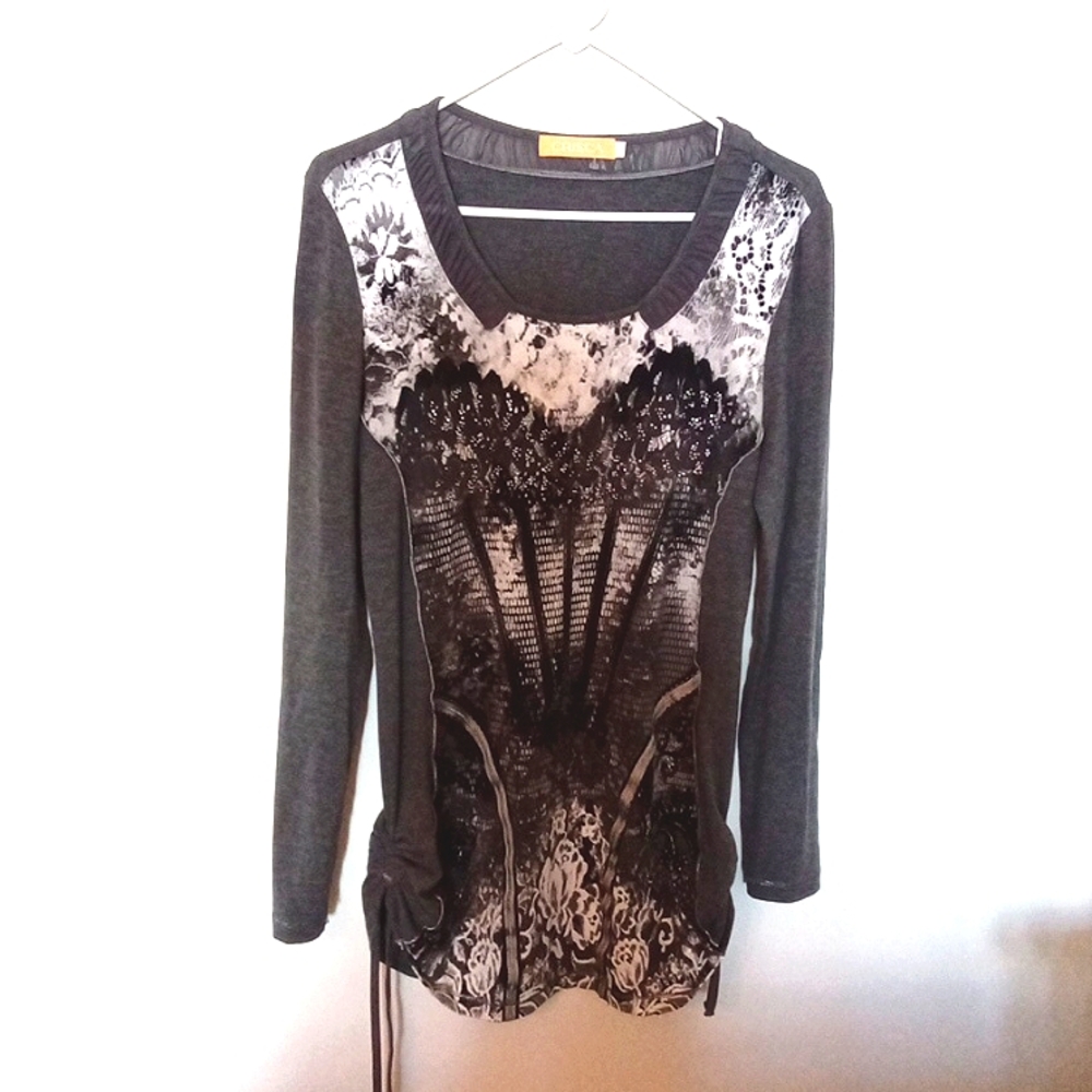 Crisca Escada Women's Grey Tunic Top With Lace Print And Faux Gemstone   Medium